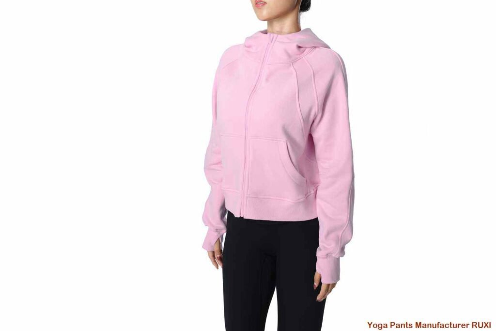 обтягуючі шорти з кишенями для бігу